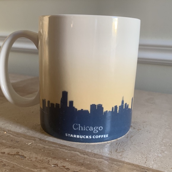 REDUCED❗️Starbucks Coffee Mug City Chicago Collector Series Cup 2008 - Picture 2 of 6